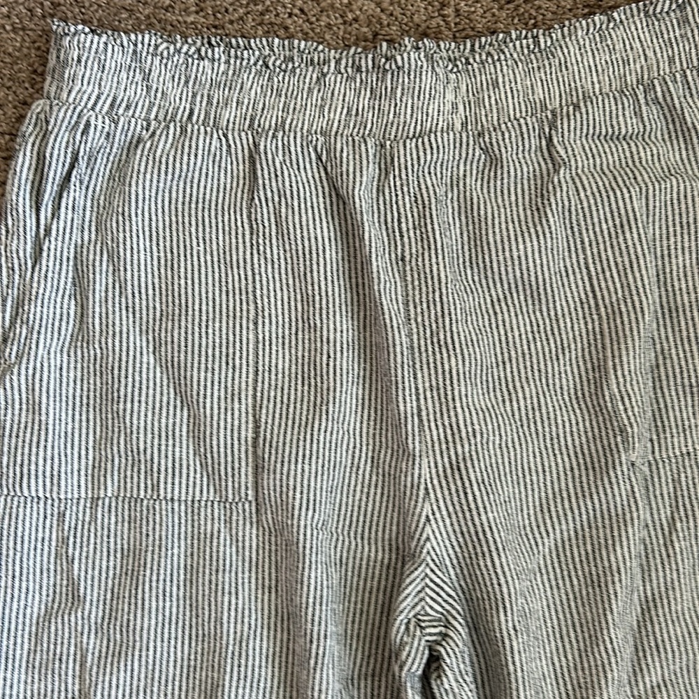 Pants - Picture 2 of 3